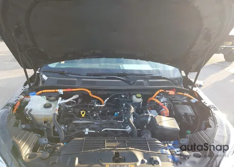 2024 Lincoln Corsair Grand Touring z USA, uszkodzony, nr VIN 5LMTJ5DZ0RUL11233